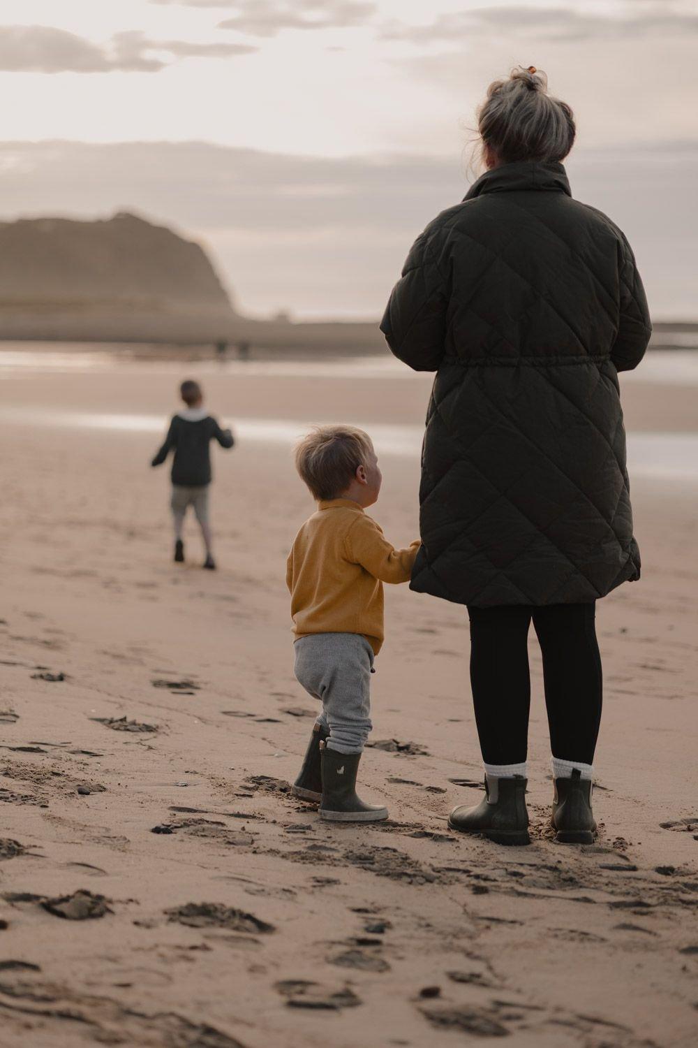 carousel-hero-element image-1